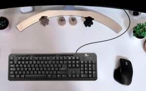 Teclado alámbrico XTECH XTK-130